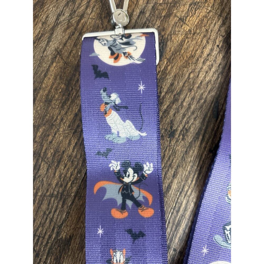 Harveys Seatbelt Disney Purple Halloween Mickey Goofy Minnie Click & Carry - Picture 3 of 7
